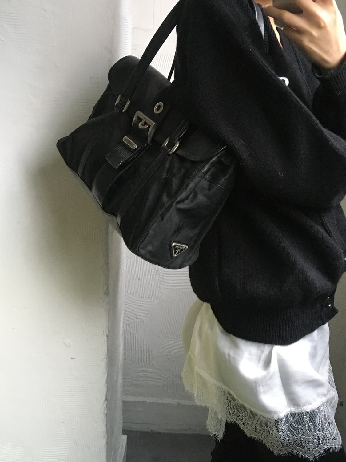 Prada 프라다 블랙 버클 백 상품이미지1