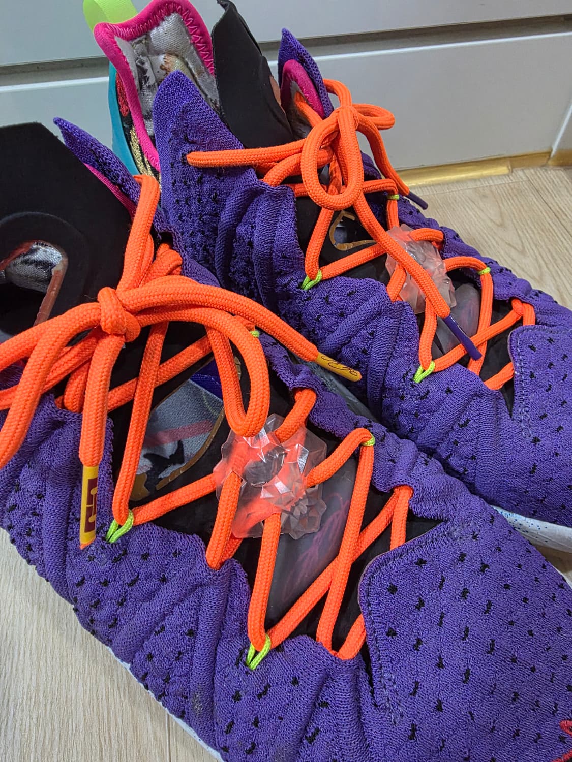 나이키 르브론 18 싸이킥 퍼플 275 상품이미지3