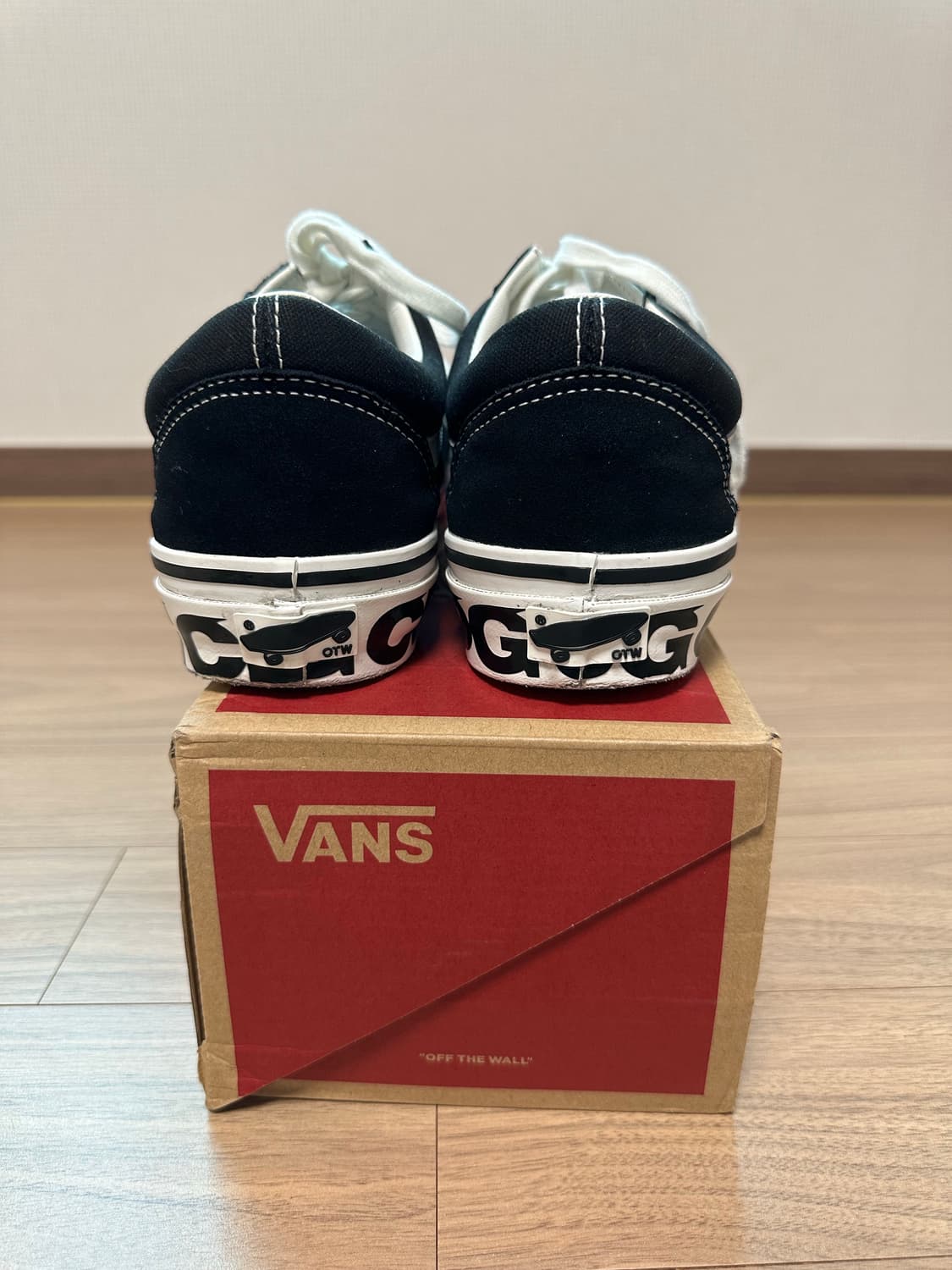반스 CDG OTW 꼼데 올드스쿨 블랙 285 상품이미지5