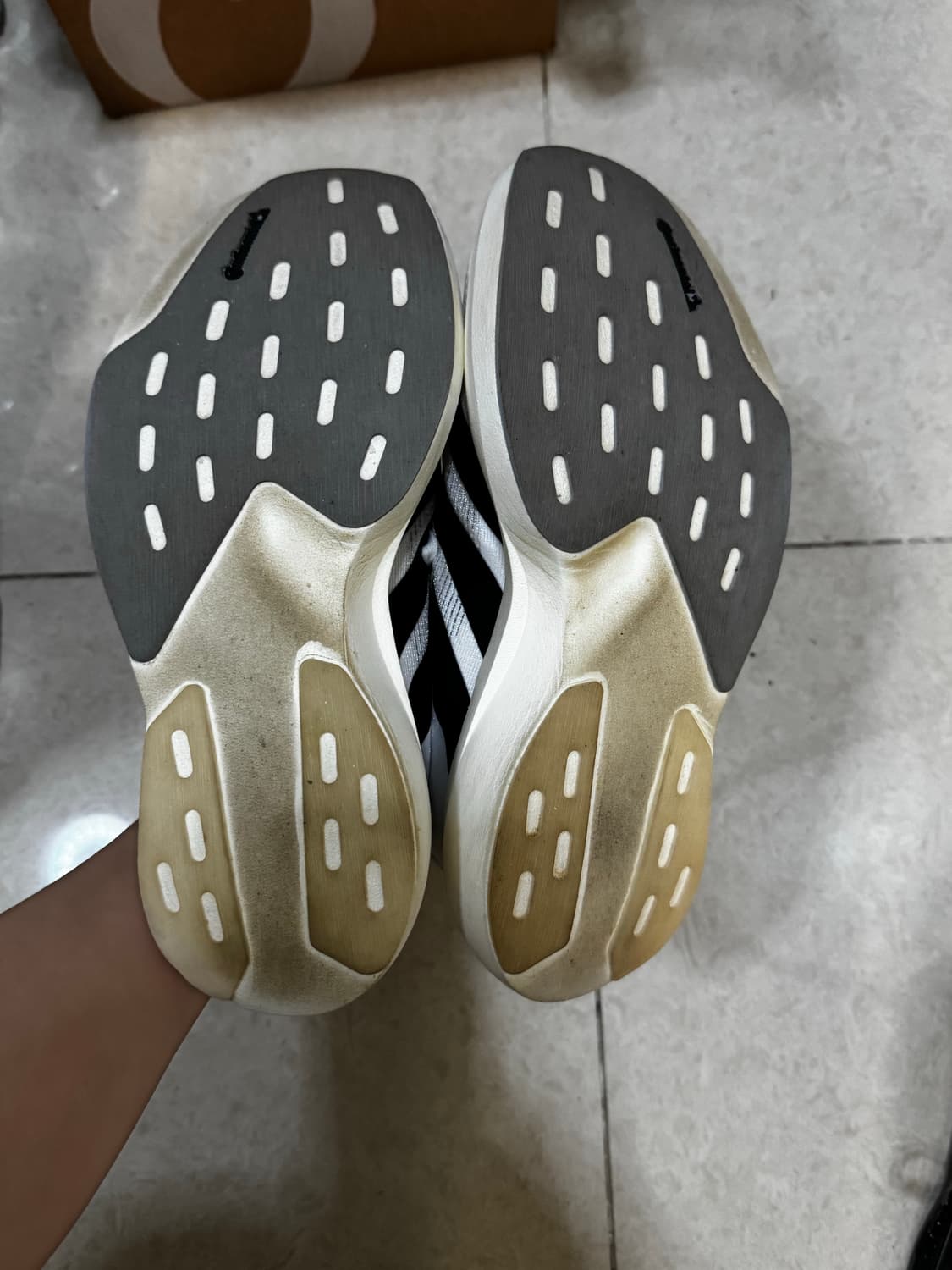 아디제로 evo sl 235 상품이미지2