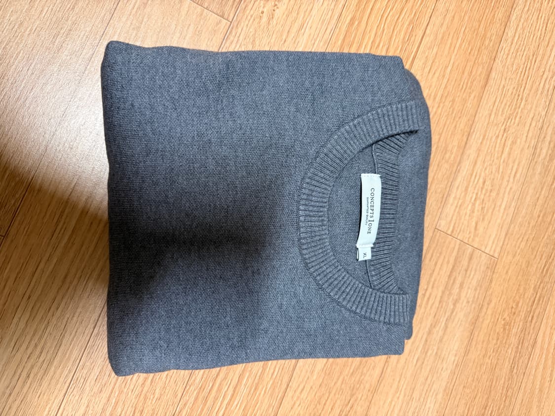 컨셉원 차콜그레이 라운드 니트  상품이미지1