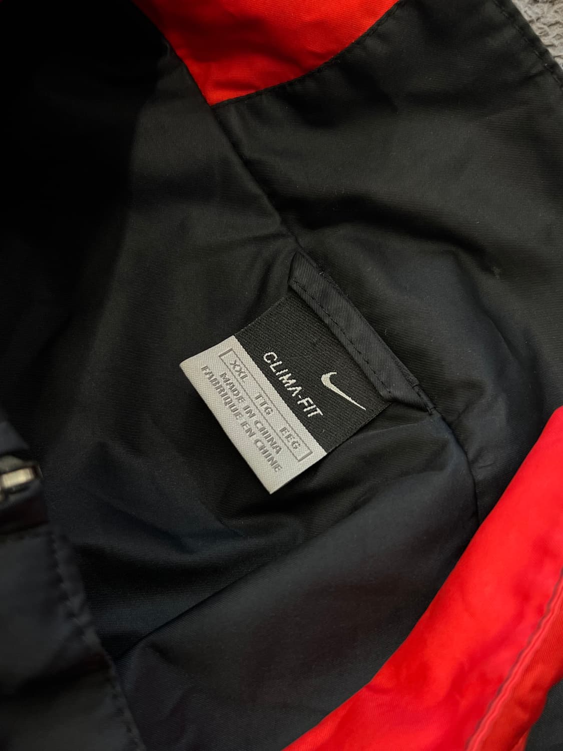 나이키 올드스쿨 토탈90 바람막이 처분  상품이미지6