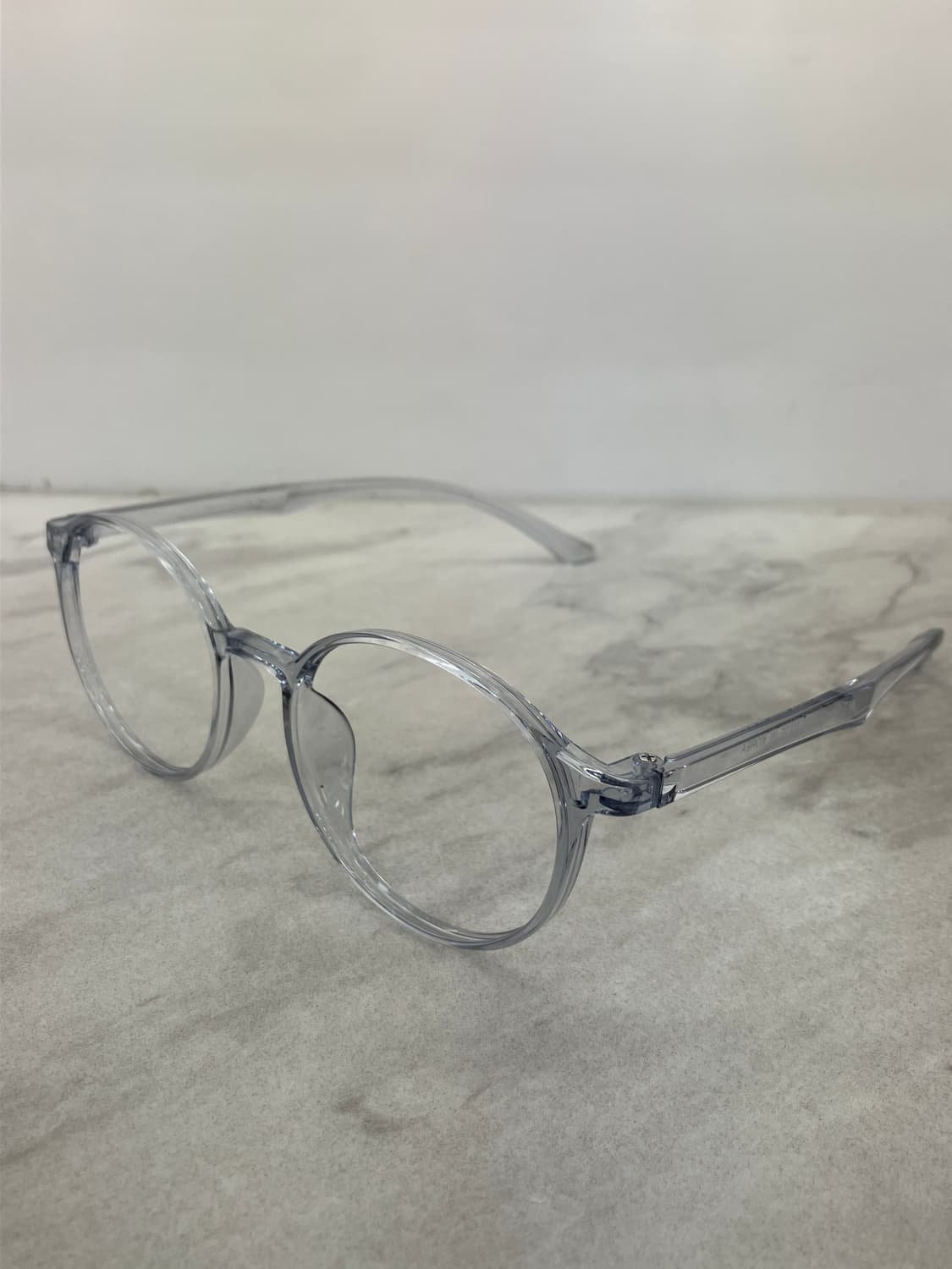 오앤씨 ONC 틴트 그레이 클리어 라운드 뿔테 안경 상품이미지8