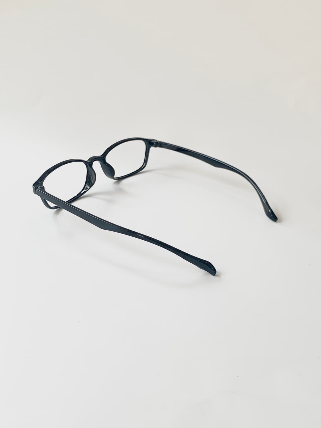 [픽키-618] 유광 딥블랙 사각 뿔테 안경 데드스탁 베이직 상품이미지4