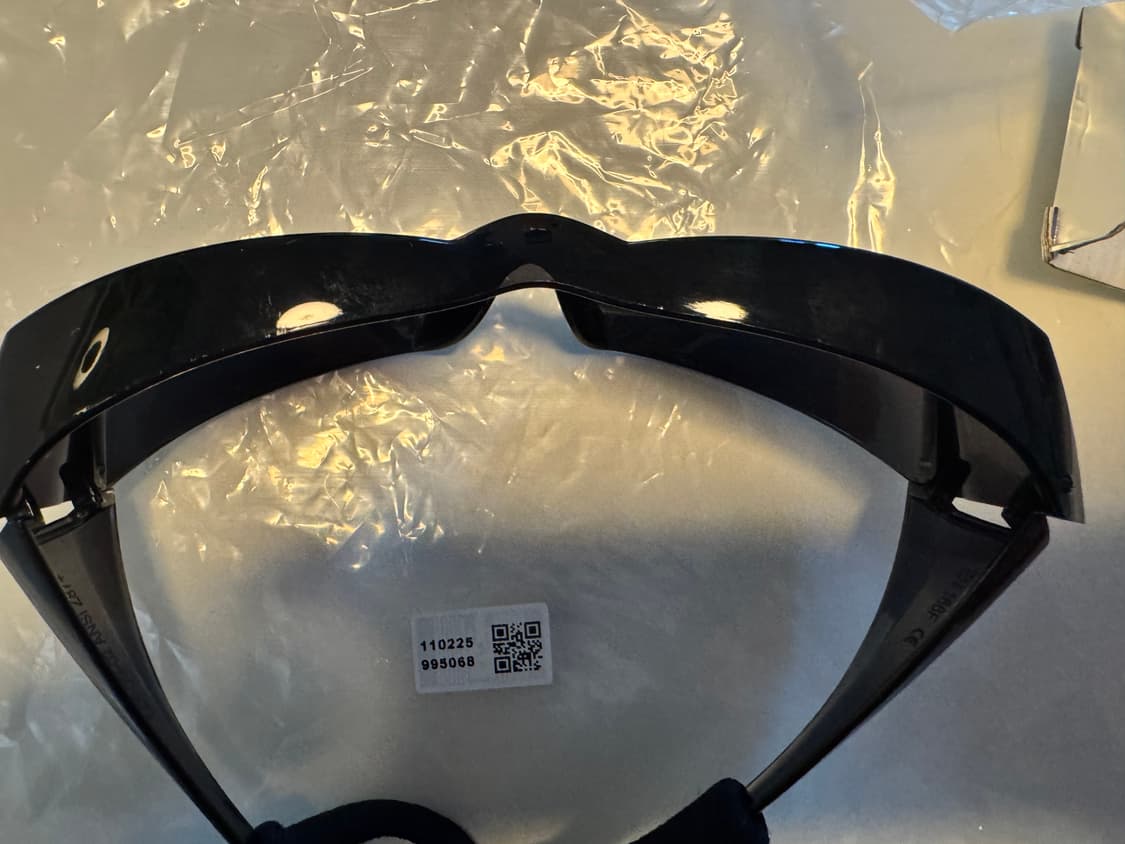 Yeezy 블랙 선글라스 SG-02 새상품 상품이미지3