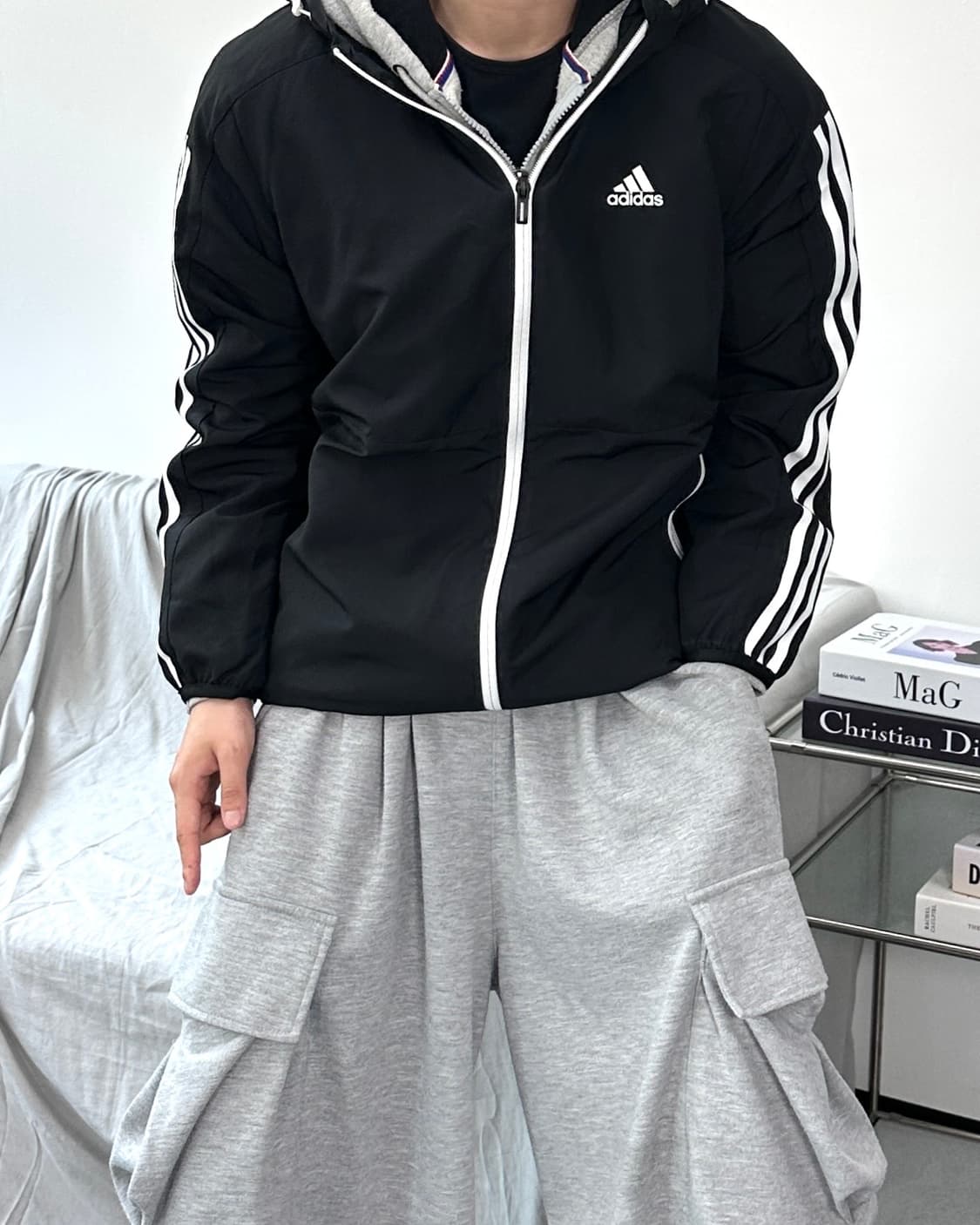 아디다스 블랙 후드 바람막이 L 상품이미지2