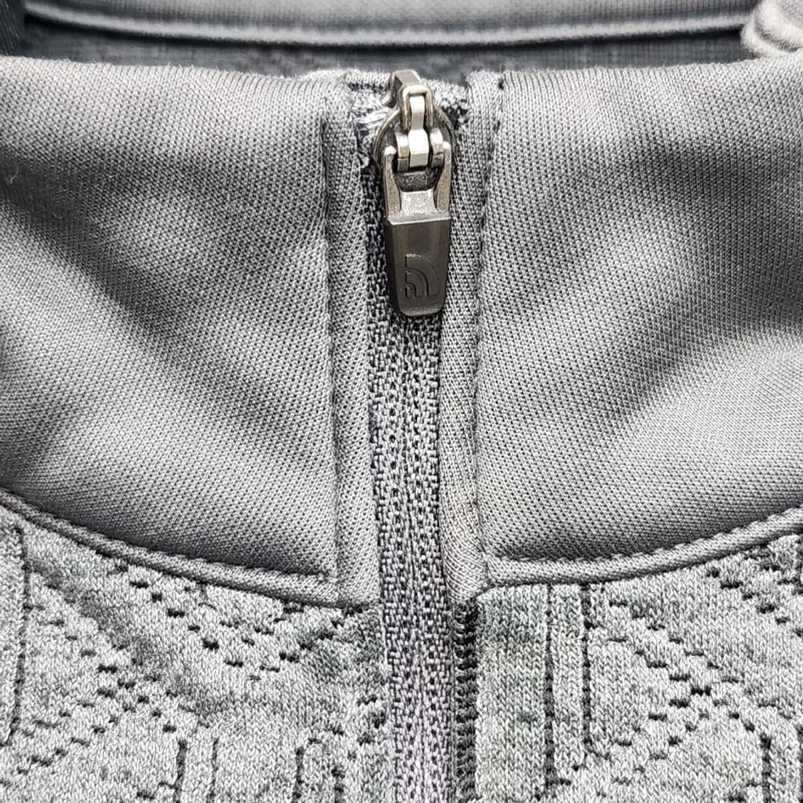 THE NORTH FACE 카시오페아2 하프집업 티셔츠 L 상품이미지3
