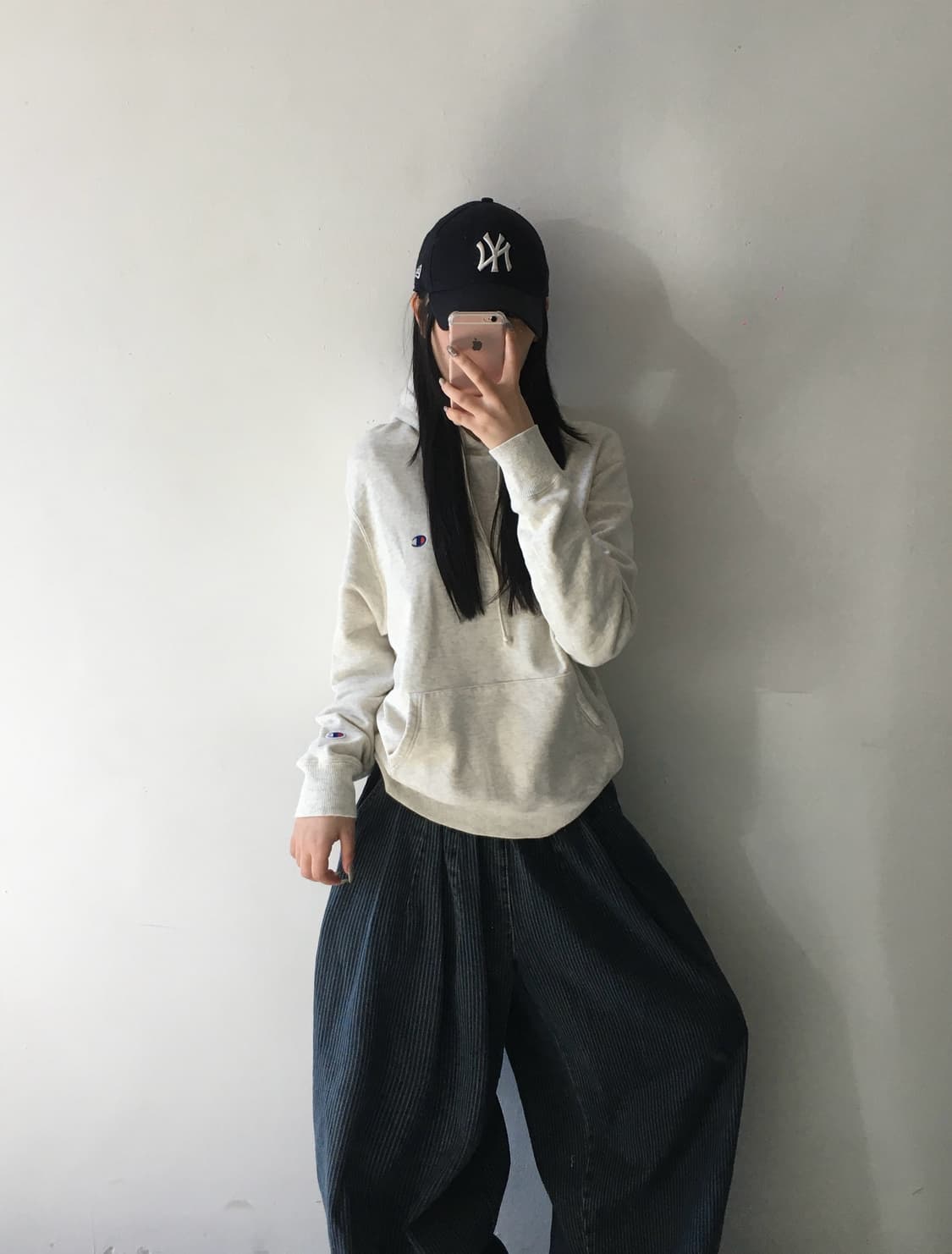 챔피온 미니로고 후드티 상품이미지2