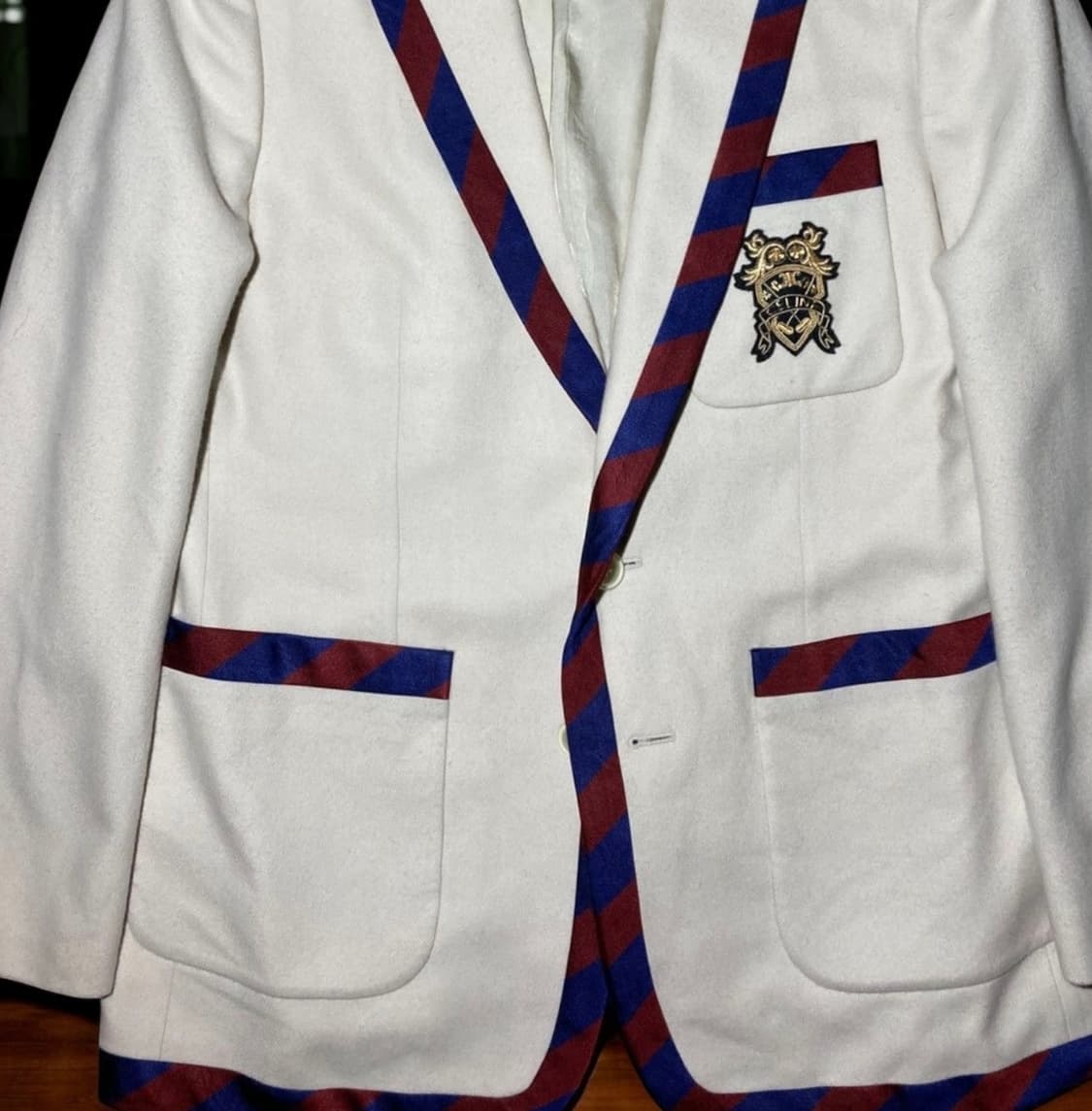 [박보검님 착용] 셀린느 25ss 클래식 엠블렘 자켓 상품이미지4