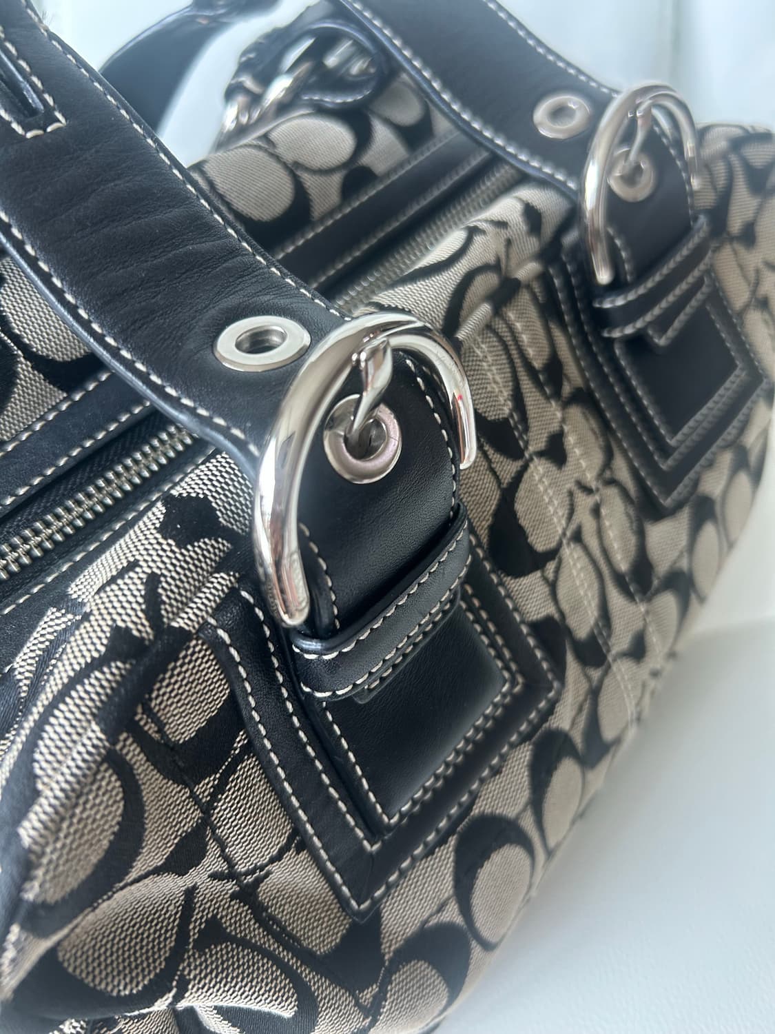 ‼️신상!!)Coach 코치 시그니처 숄더백 블랙 보스턴 상품이미지4