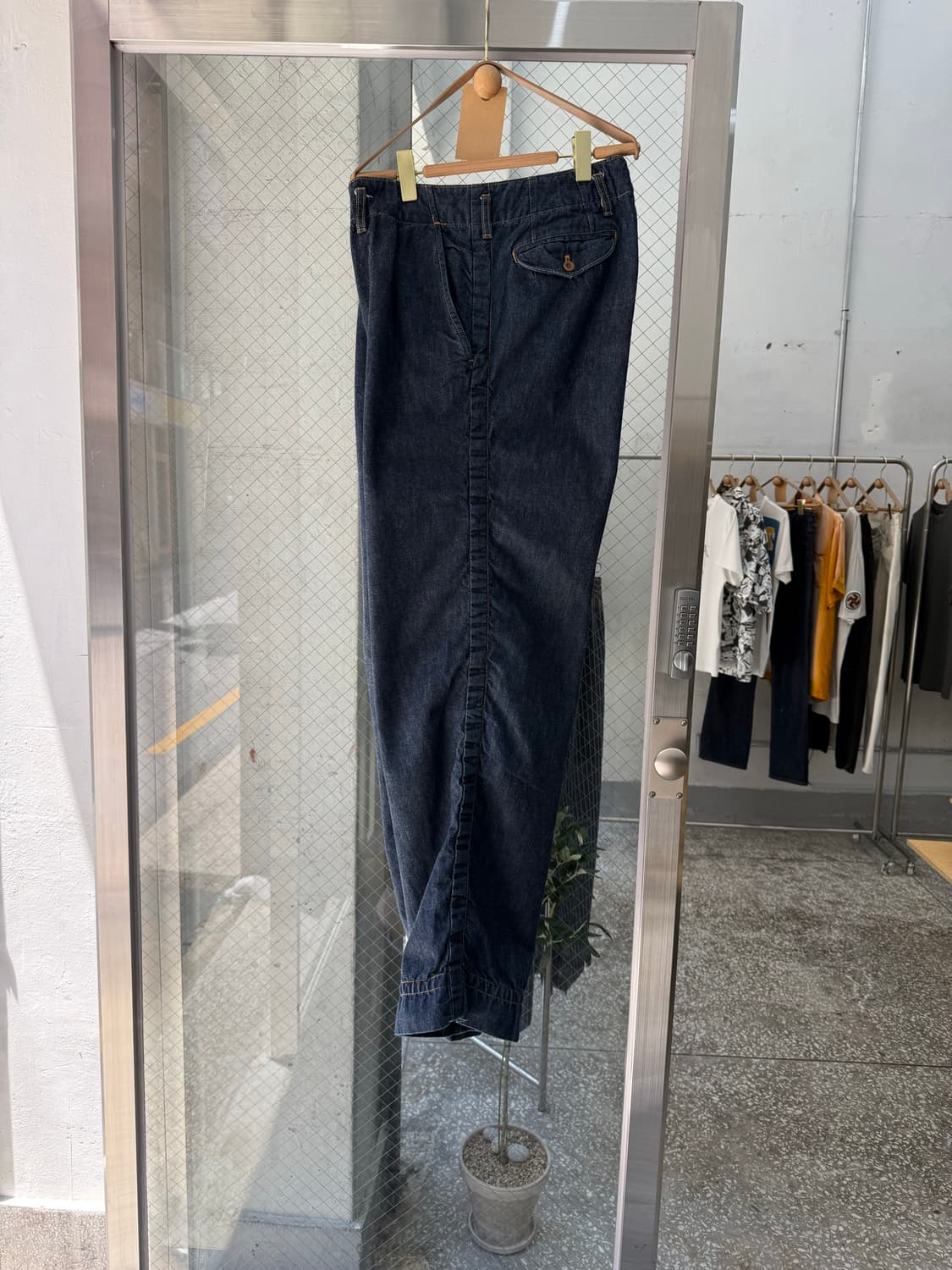kolor Side Shirring Denim Pants 상품이미지1