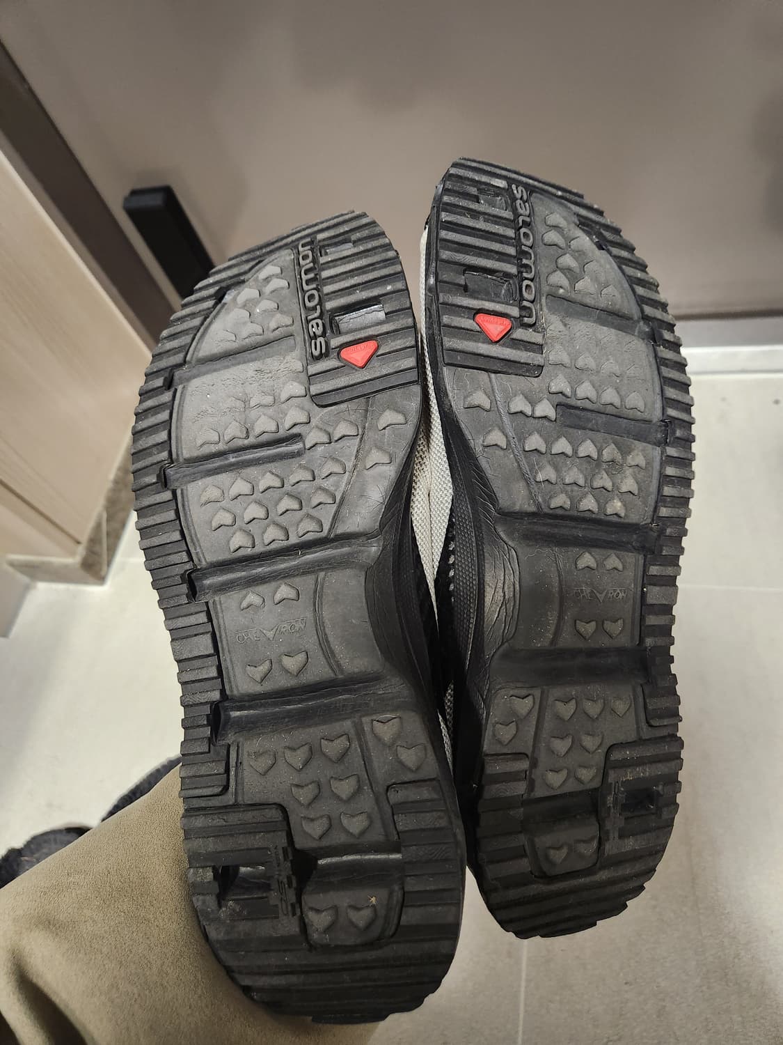 (275)살로몬 샌디리앙 rx 모크 3.0 블랙화이트 uk9 us9.5 상품이미지2