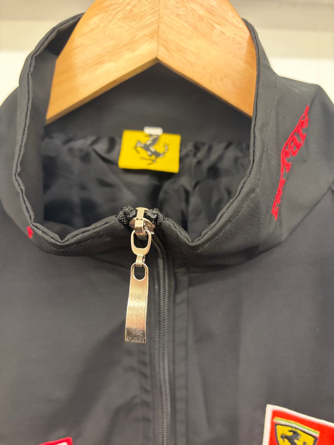 페라리 F1 블랙 레이싱 자켓 상품이미지3