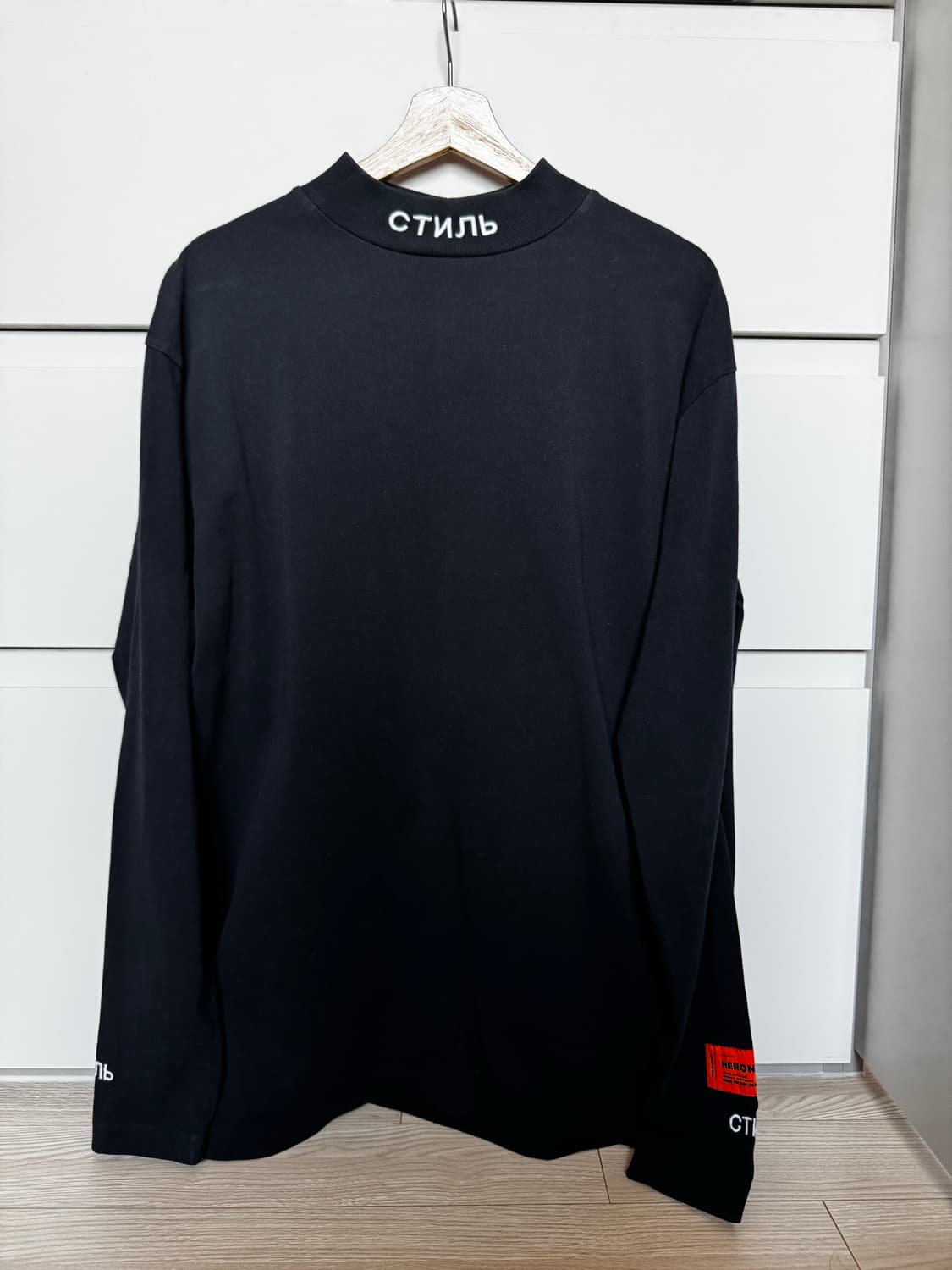 헤론 프레스톤 폴라 롱슬리브 상품이미지1