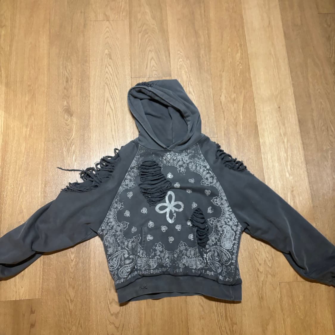 써저리 디스트로이드 페이즐리 후드 라지 상품이미지2