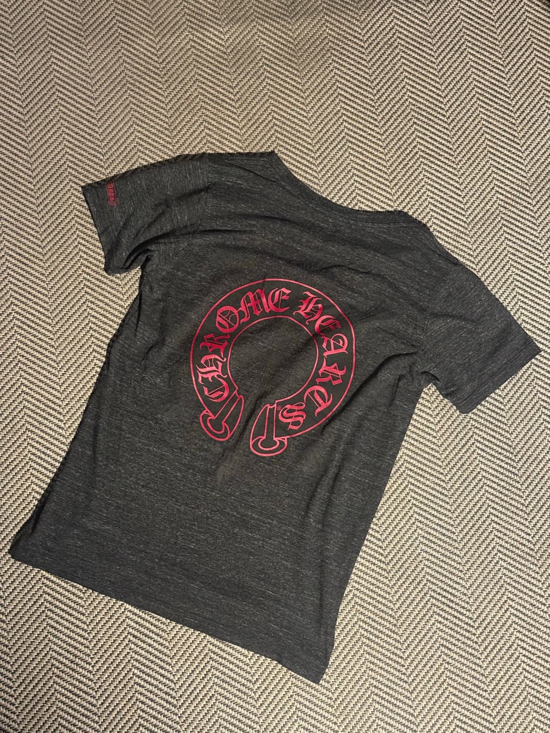 크롬하츠 말발굽 V넥 반팔 상품이미지1