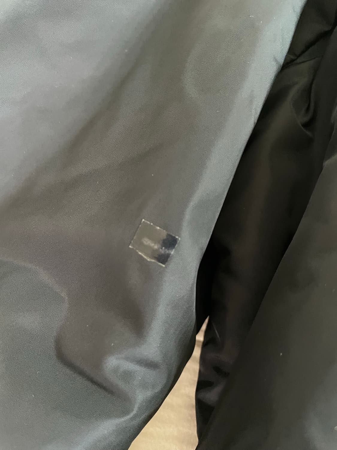 프라다스포츠 나일론 경량 패딩 46 상품이미지3