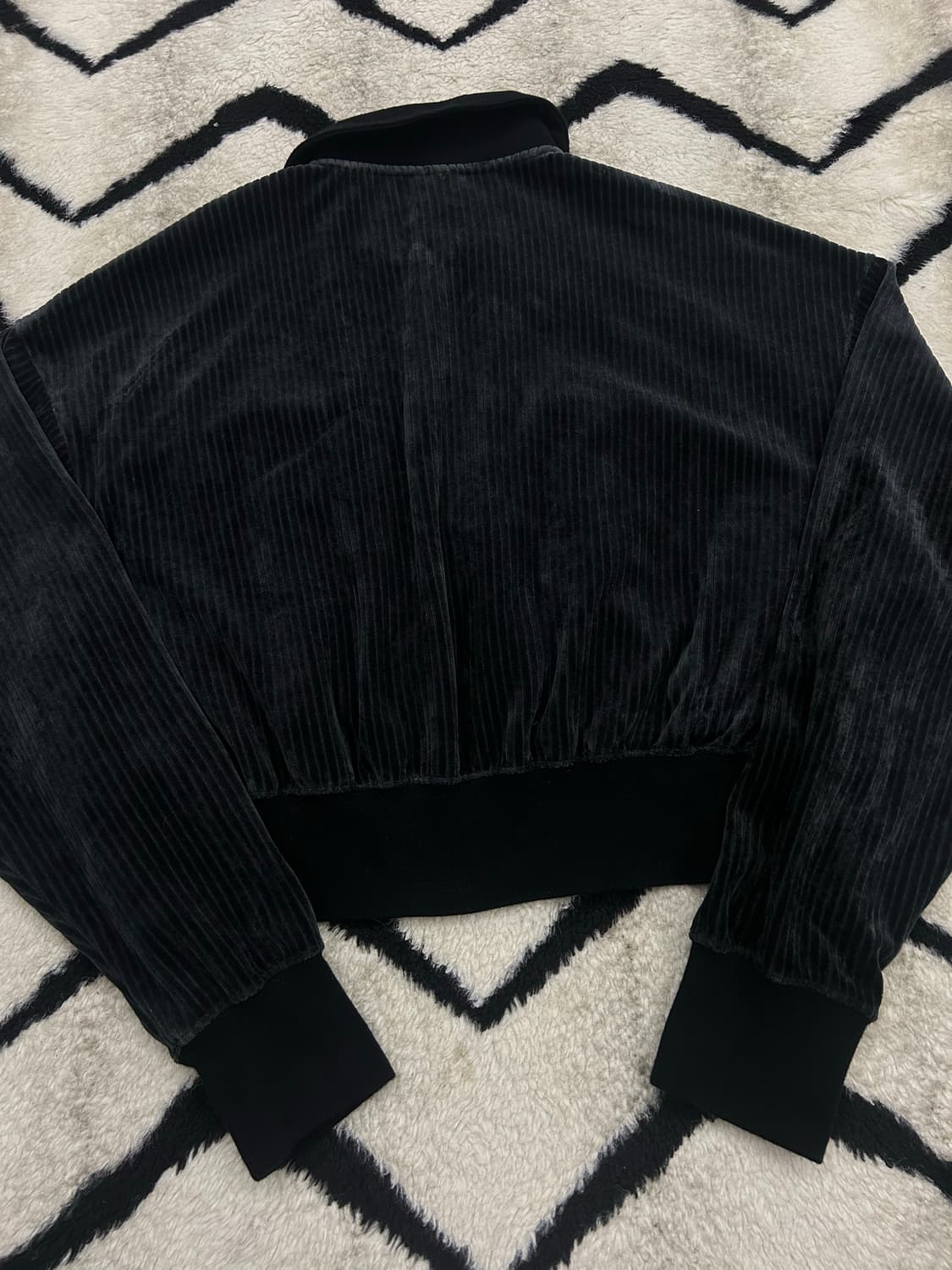 [XL]나이키 벨루어 카라 크롭 탑/블랙 상품이미지5