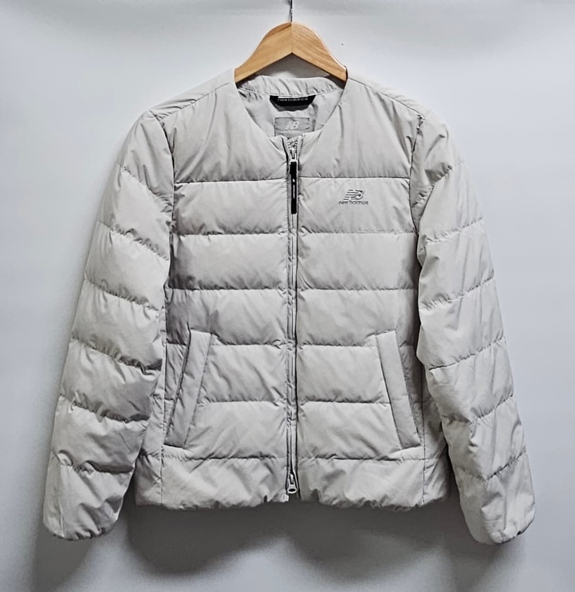 뉴발란스 여성 구스다운 경량패딩 S 상품이미지1