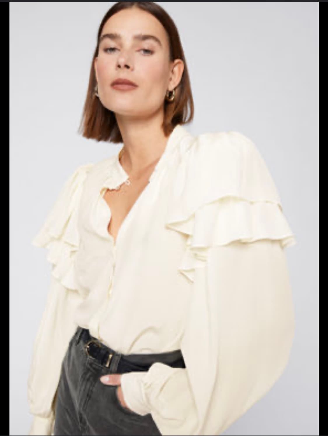 앤아더스토리즈 실크 블라우스 상품이미지1