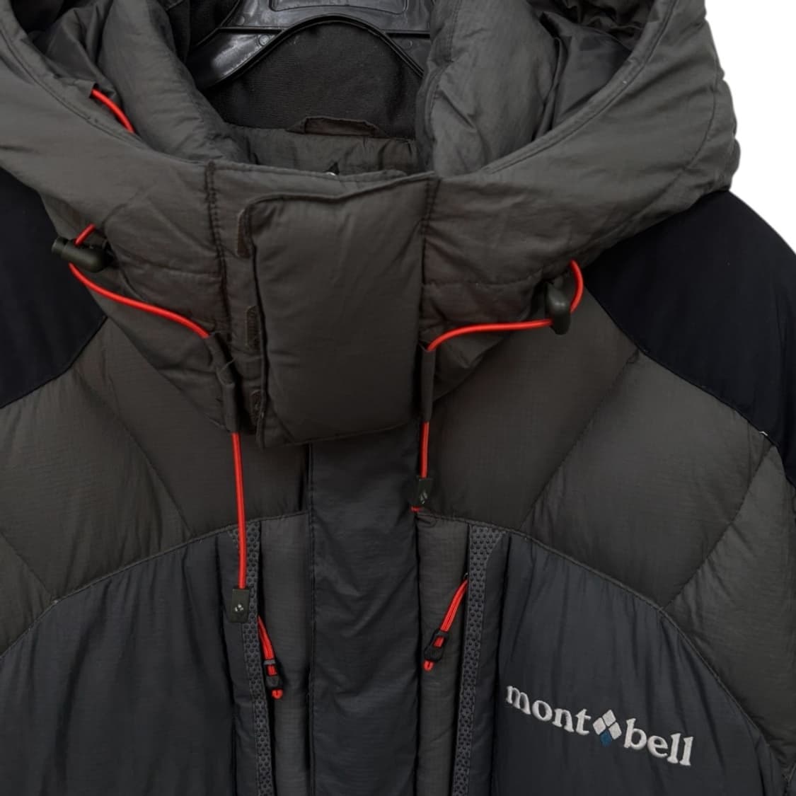 몽벨 후드탈착 다운패딩 상품이미지3