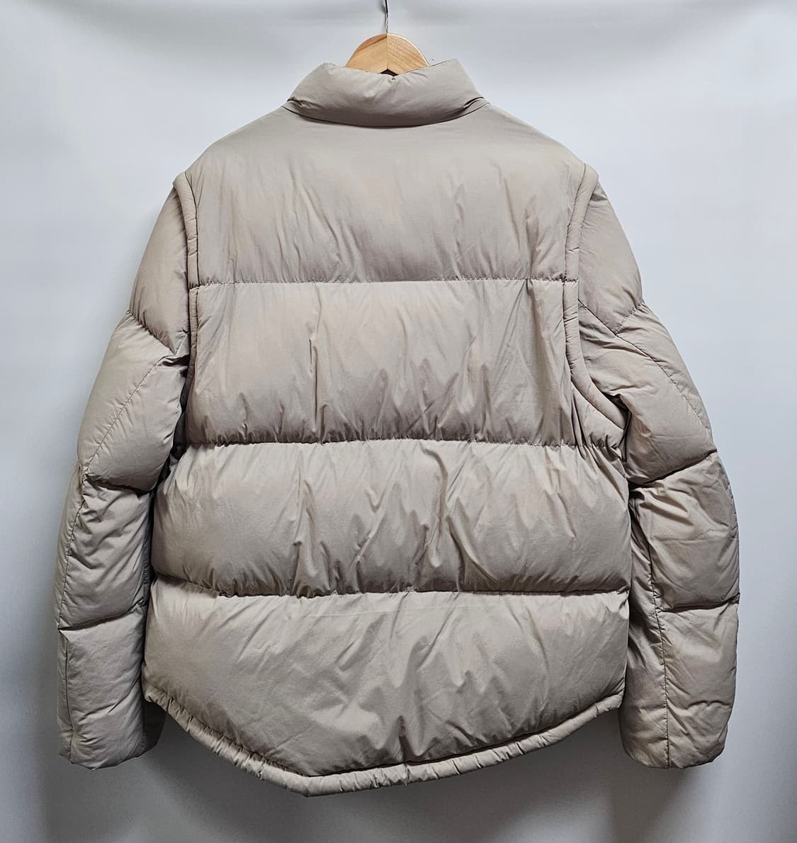 뉴에라 베이지 포켓 패딩 점퍼 100 조끼분리가능 상품이미지2
