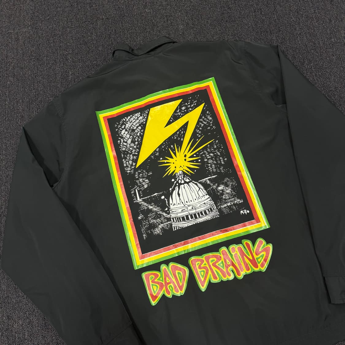 오베이 x 베드 브레인 코치 바람막이 자켓 상품이미지2