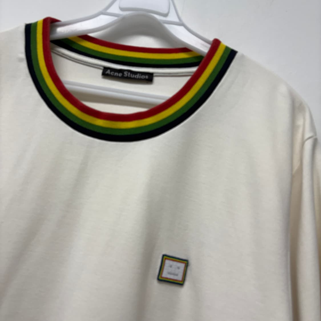 Acne Studios 레인보우 넥 반팔티 L 상품이미지2