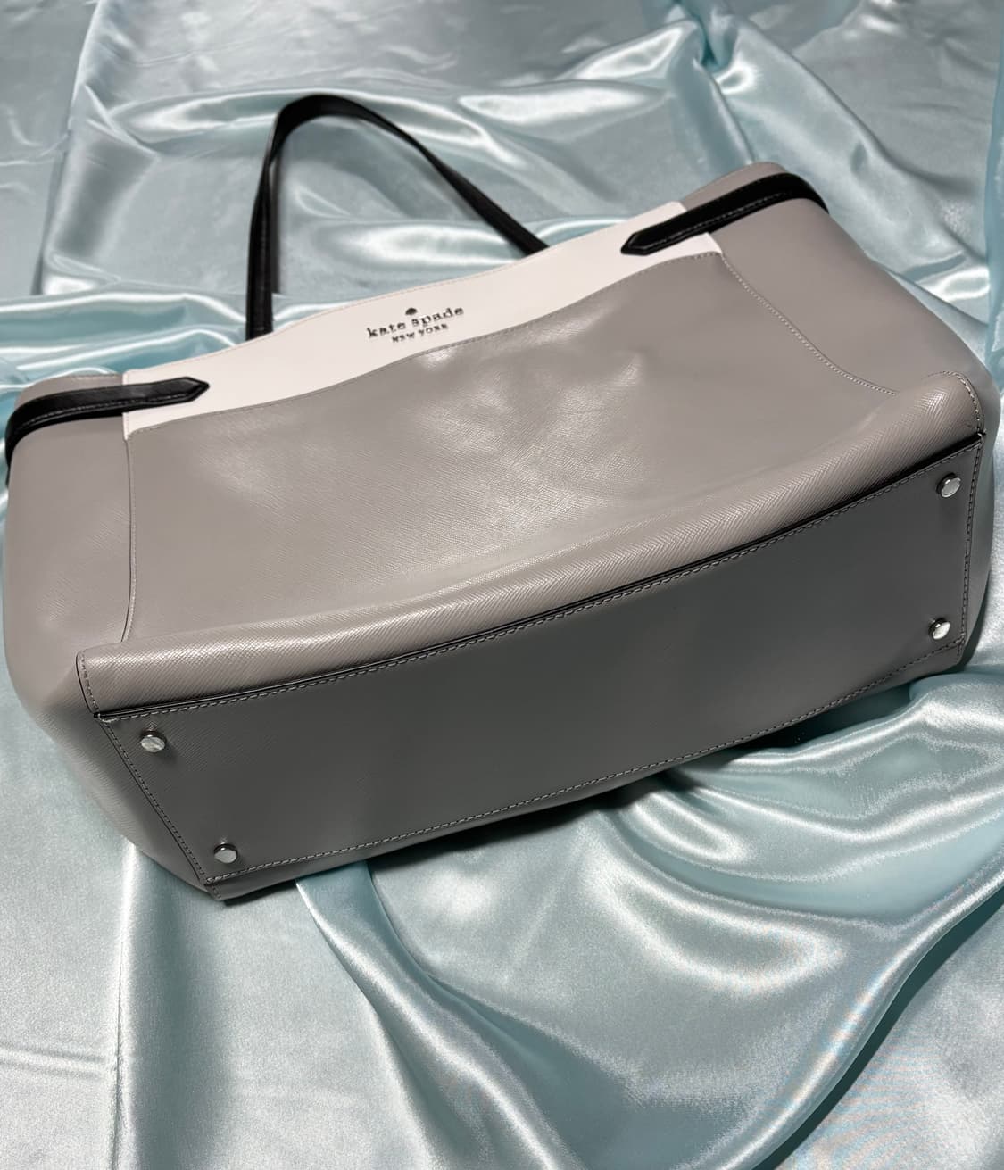 Kate Spade new york 실버 레더 숄더백 가죽 가방 상품이미지8