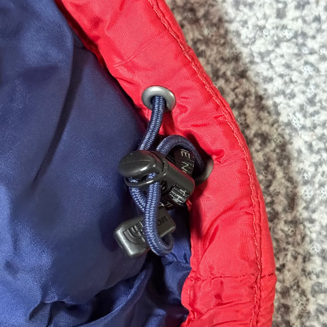 노스페이스 패딩 여성용 700 상품이미지8