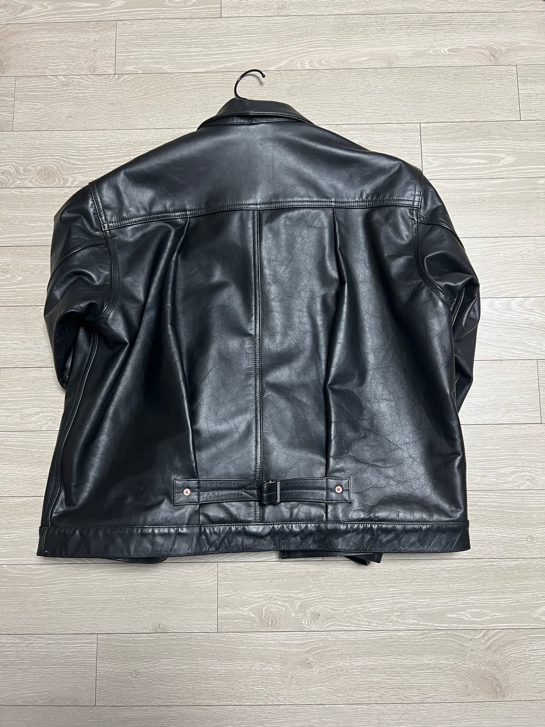 아웃스탠딩 가죽자켓 판매합니다! 상품이미지2