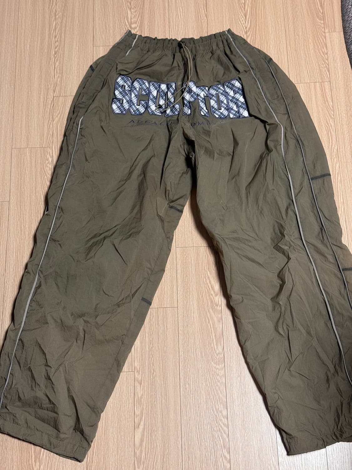 스컬프터 체크 바시티 트랙팬츠 카키 XL 팝니다 상품이미지4