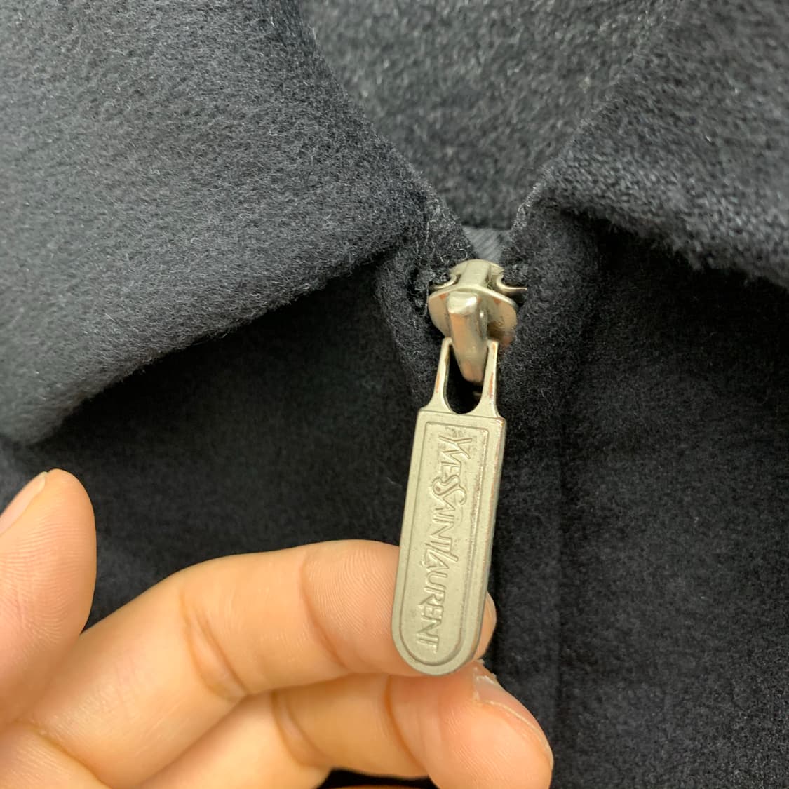 YSL (이브생로랑) 미니멀 블랙 캐시미어 울 자켓 상품이미지6