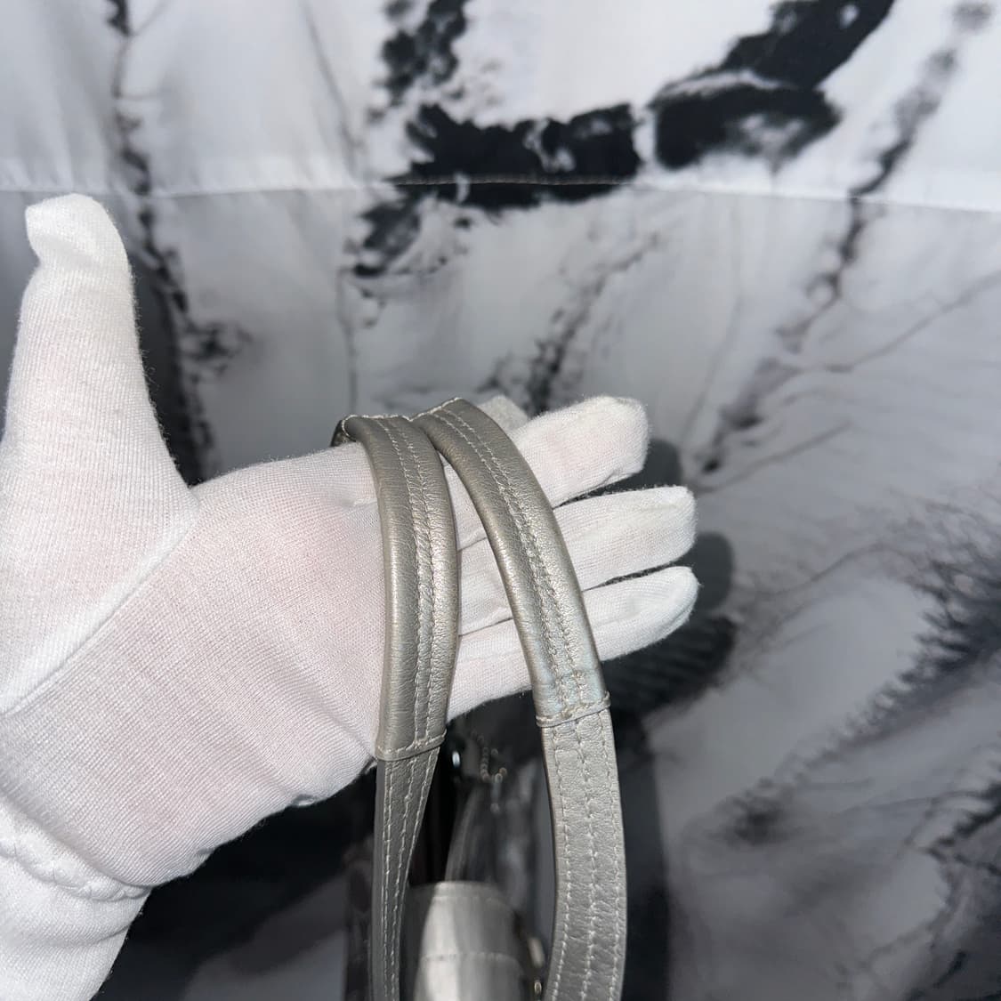 코치 Y2K 실버 숄더백 상품이미지5