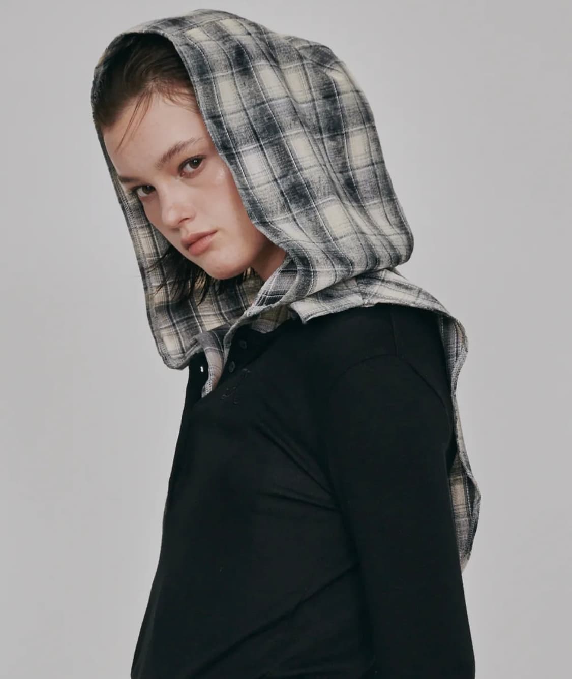 디어마이디어 체크 드레이프 프린지 랩 스커트 + 후디드 머플러 상품이미지3