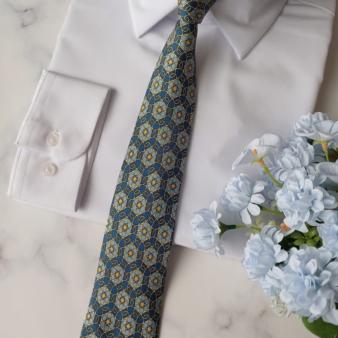 에르메스 실크 블루 플라워 패턴 넥타이 9.2cm A등급 A19135
 상품이미지4