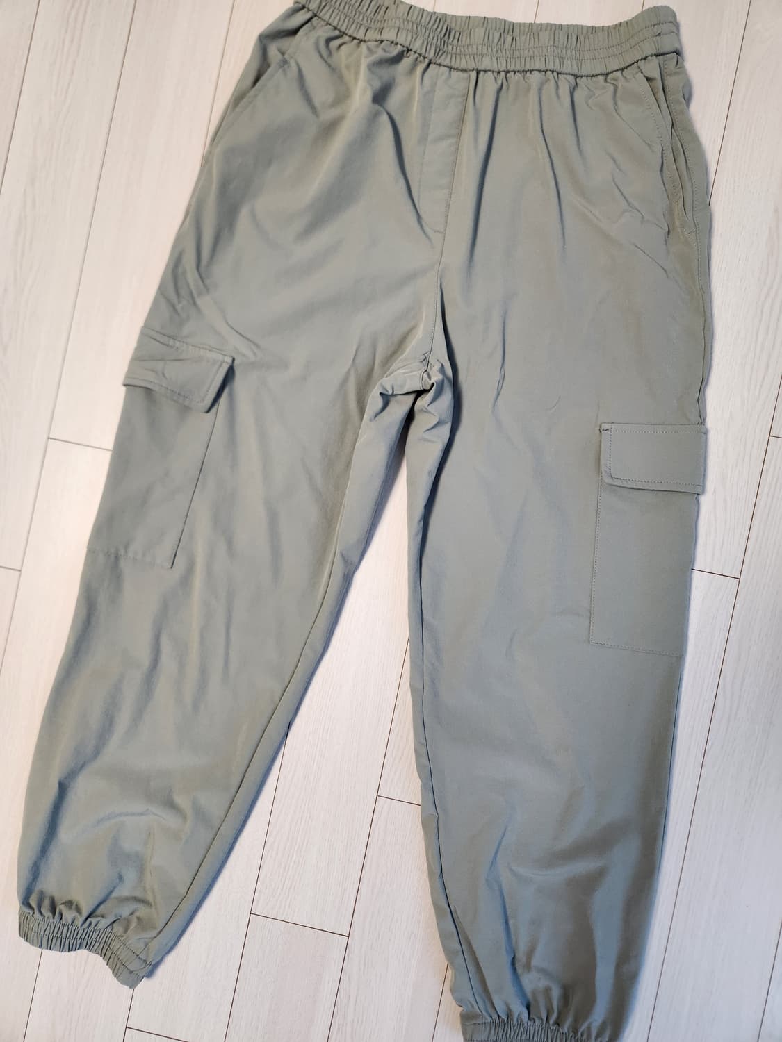 탑텐 카고 조거 팬츠 사이즈L

봄가을용

여러 중고사이트에도 같이 판매 상품이미지8