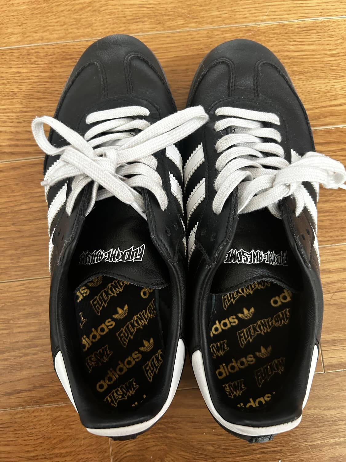 아디다스 x 퍼킹 어썸 삼바 상품이미지2