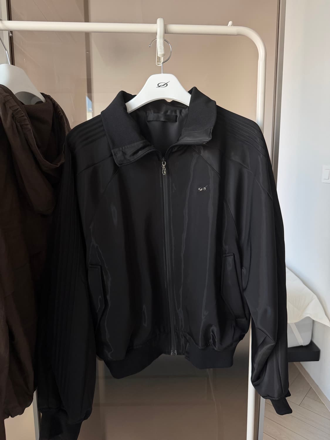 51퍼센트 (L) Louver track jumper 새상품 져지 상품이미지1