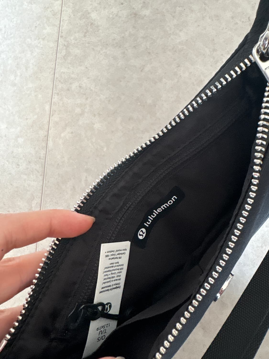 룰루레몬 미니 가방 상품이미지3