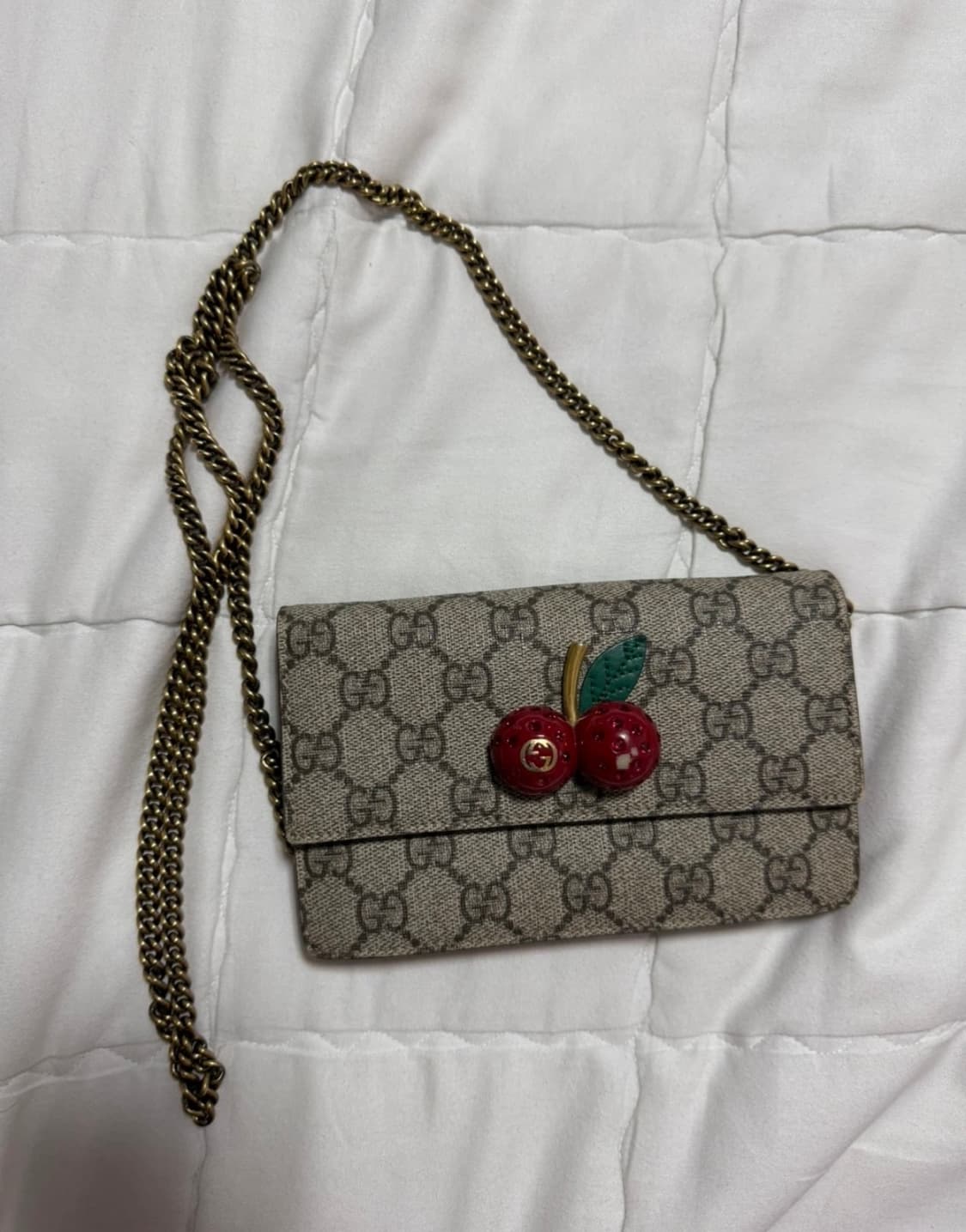 구찌 체리 GG 체인 카드지갑 크로스백 상품이미지1