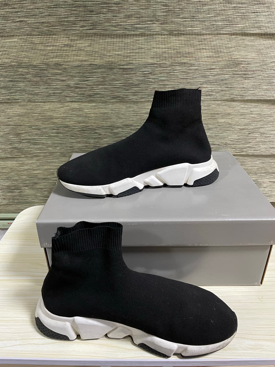 발렌시아가 스피드러너 블랙 42 상품이미지2