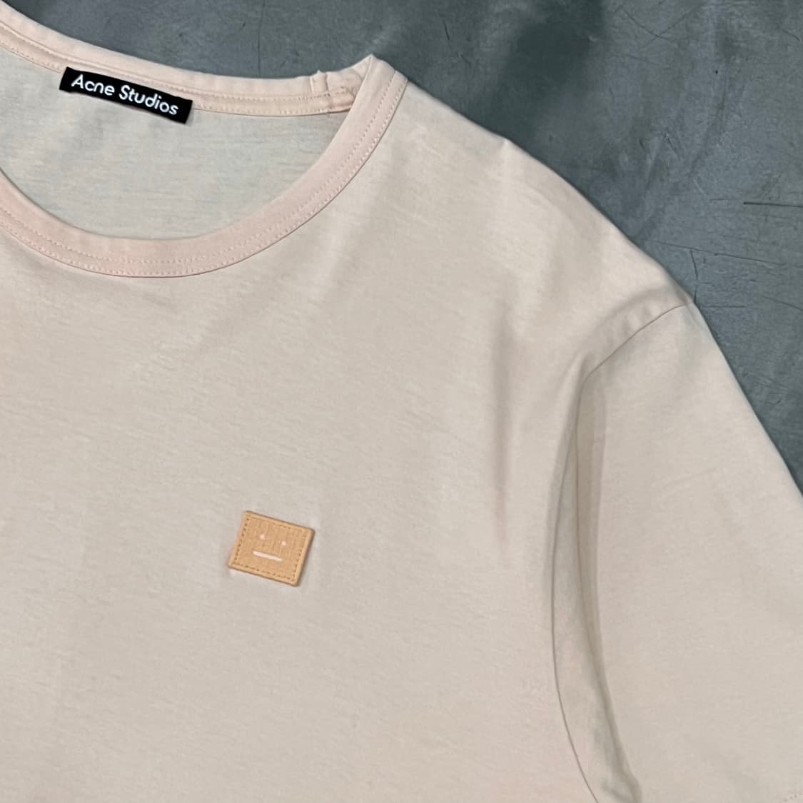  아크네스튜디오 페이스패치 반팔티 y16025 상품이미지4