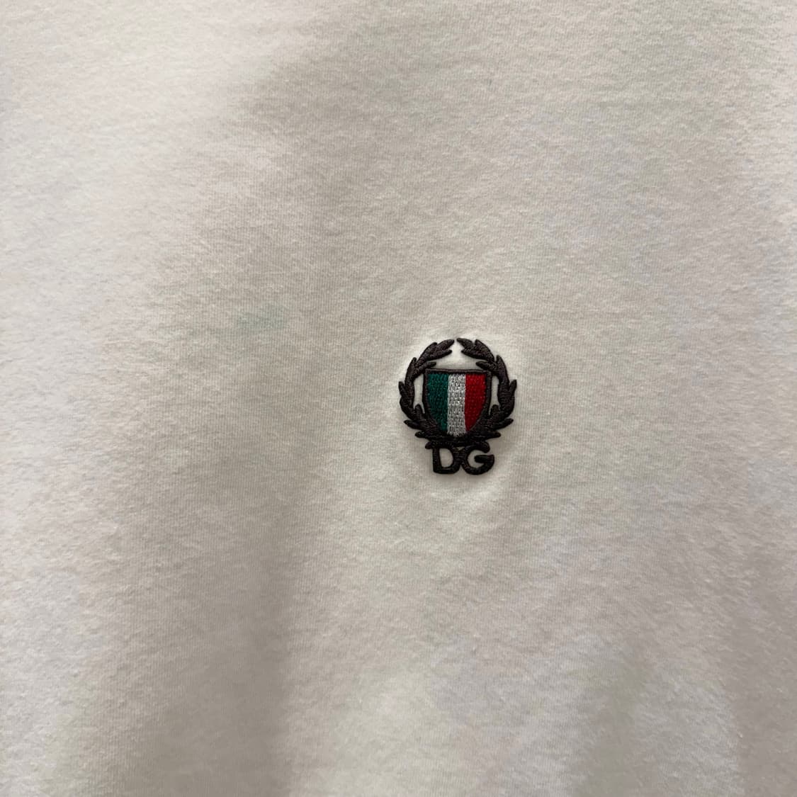 돌체앤가바나 DG 로고 자수 크롭 반팔 티셔츠 라운드넥 슬림핏 화이트 상품이미지6