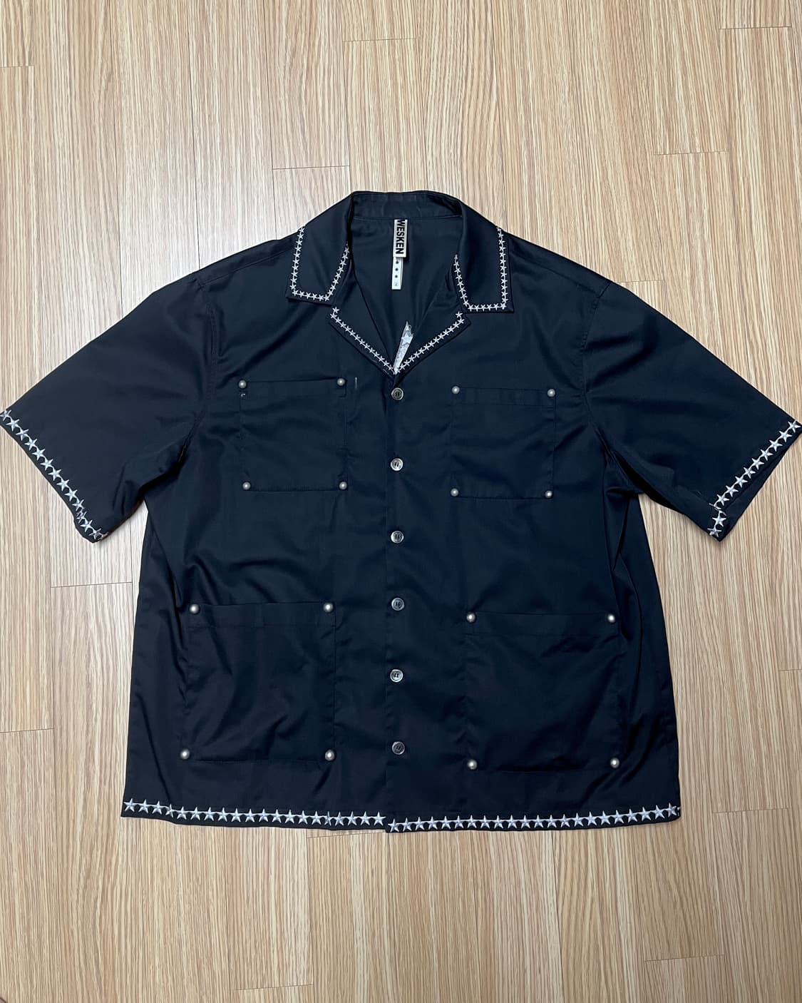웨스켄 WESKEN Star embroidery shirt (BLACK) 상품이미지1