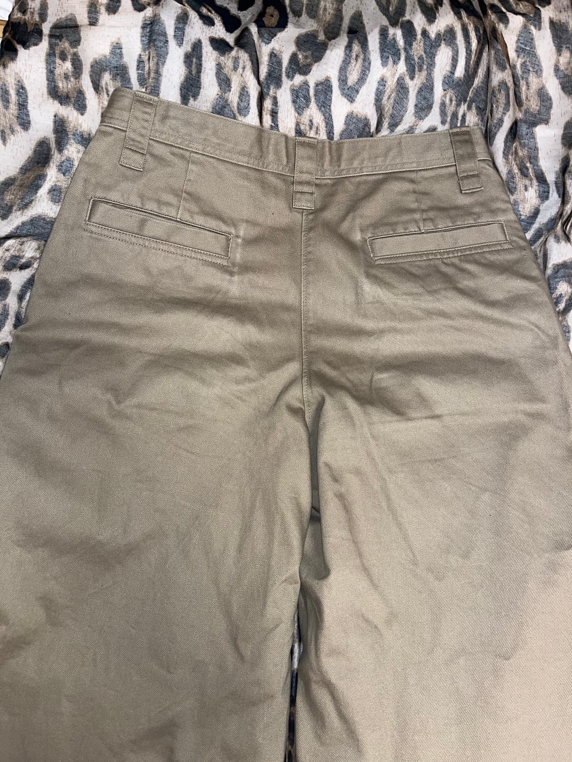 유니클로 치노팬츠 상품이미지2