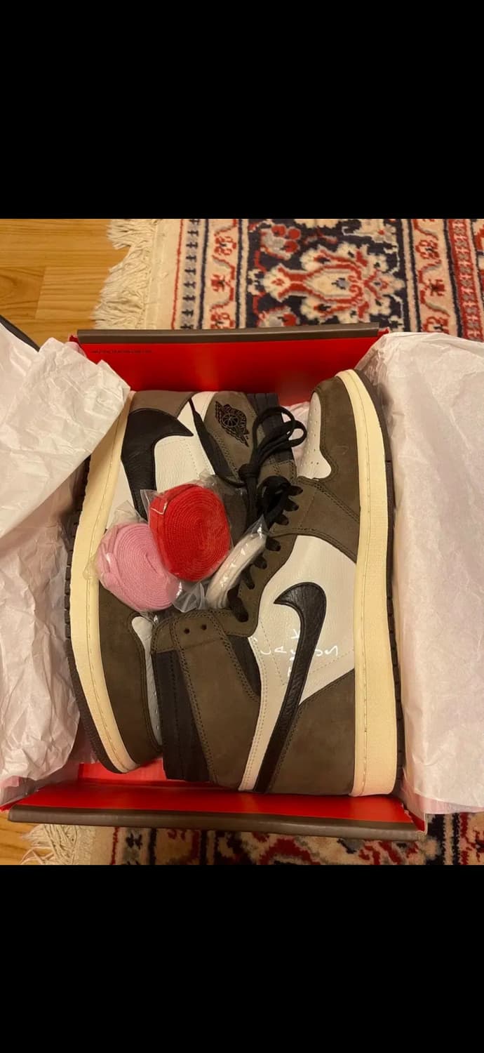 조던1 트래비스 스캇 레트로 하이 OG 모카 상품이미지10