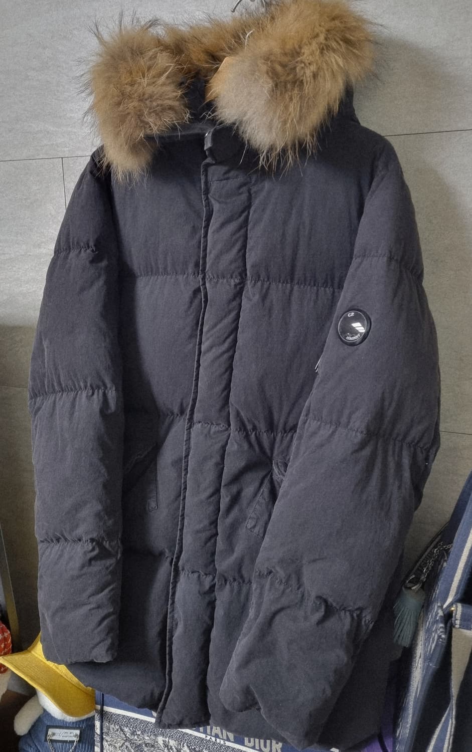 정품) CP컴퍼니 라쿤퍼 패딩  상품이미지2