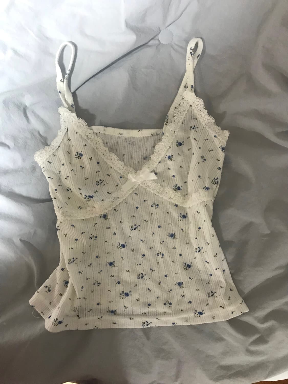 꽃무늬 레이스 나시 새상품 상품이미지1