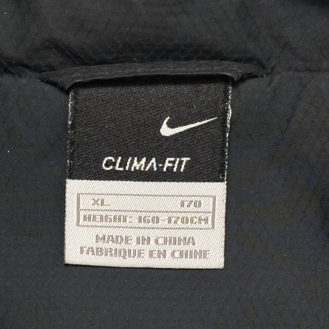 NIKE 올드스쿨 T90 클리마핏 바람막이 블랙 XL 상품이미지4